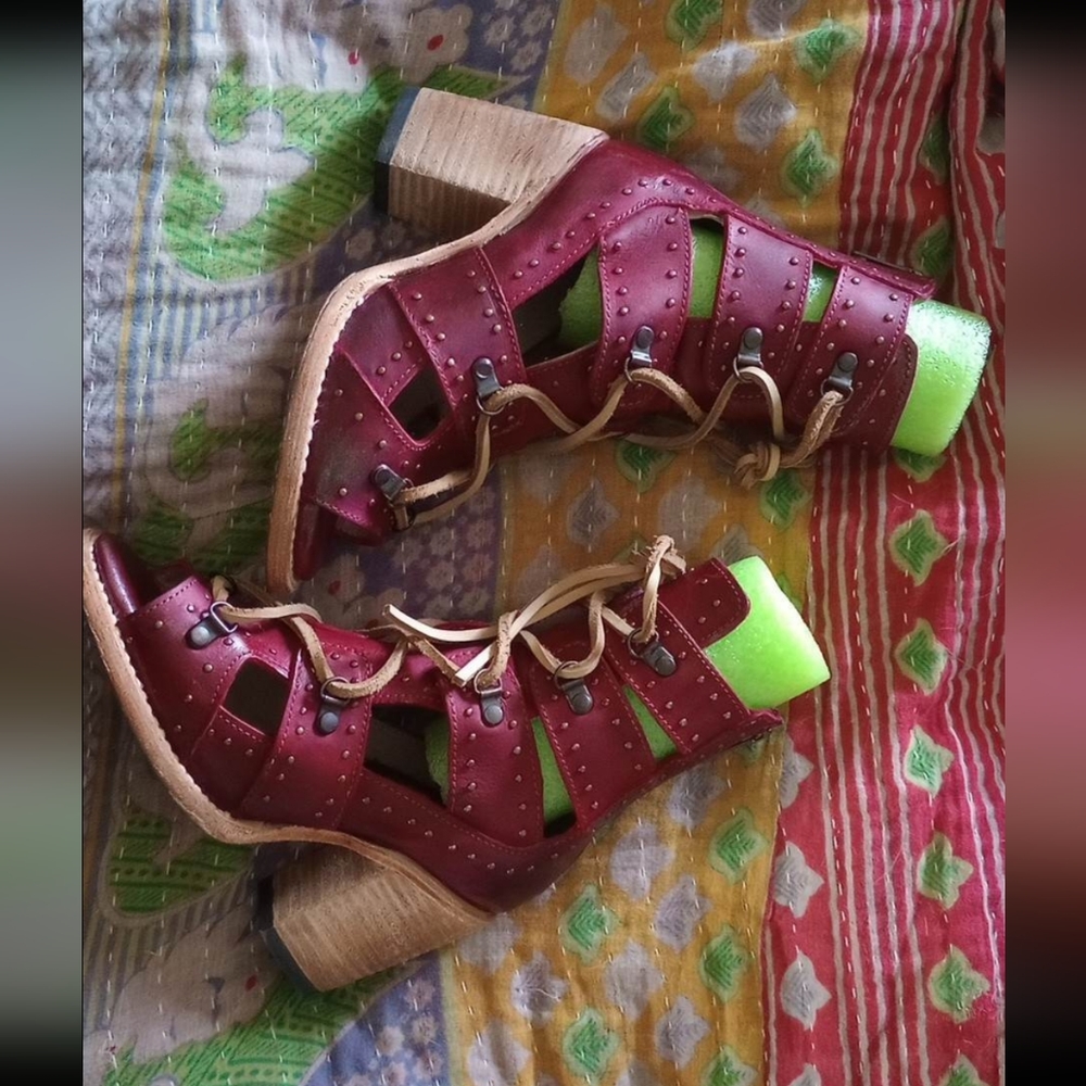**SOLD** Freebird Brandy Custom Dyed size5
